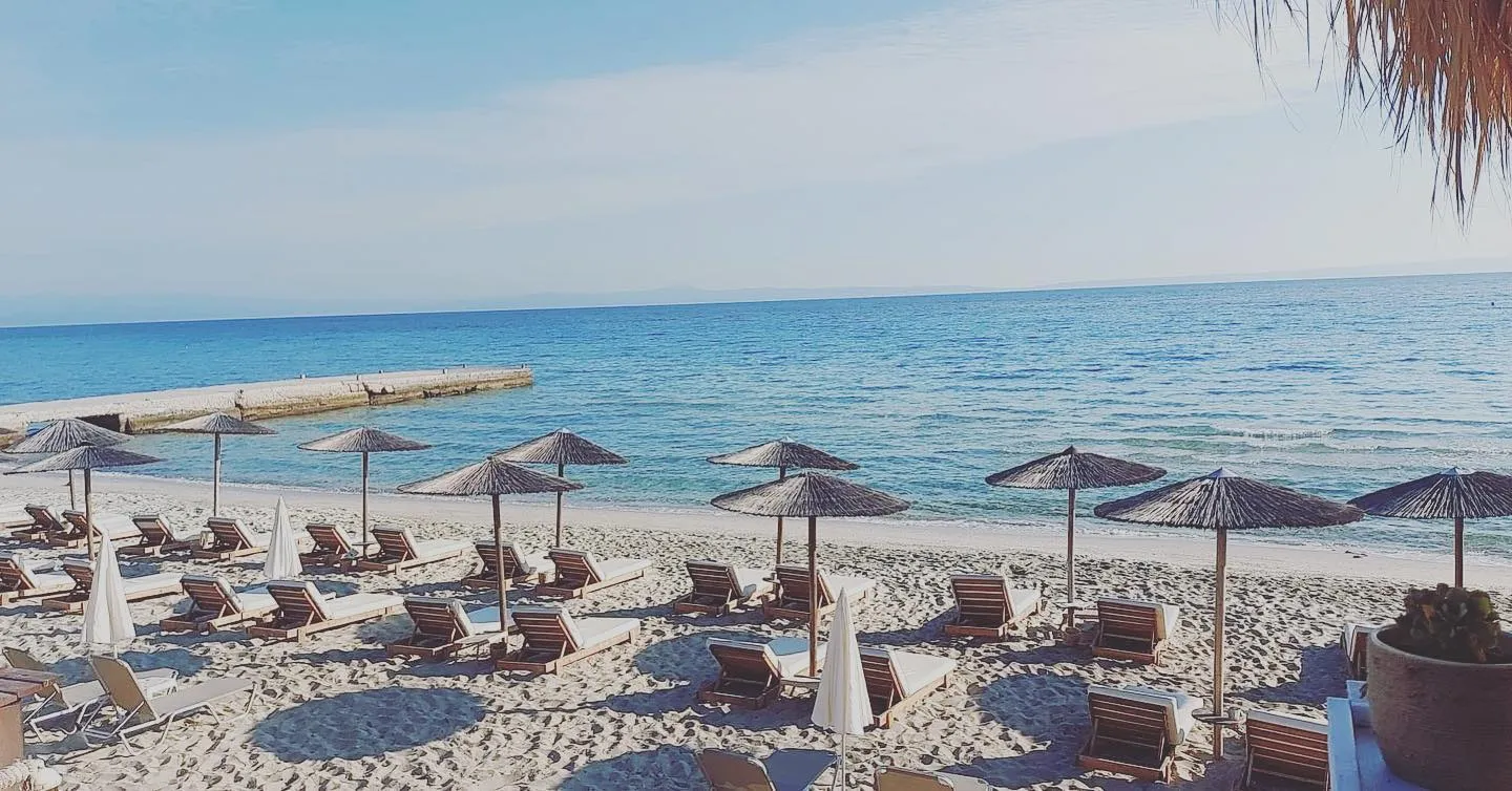 Beaches header background